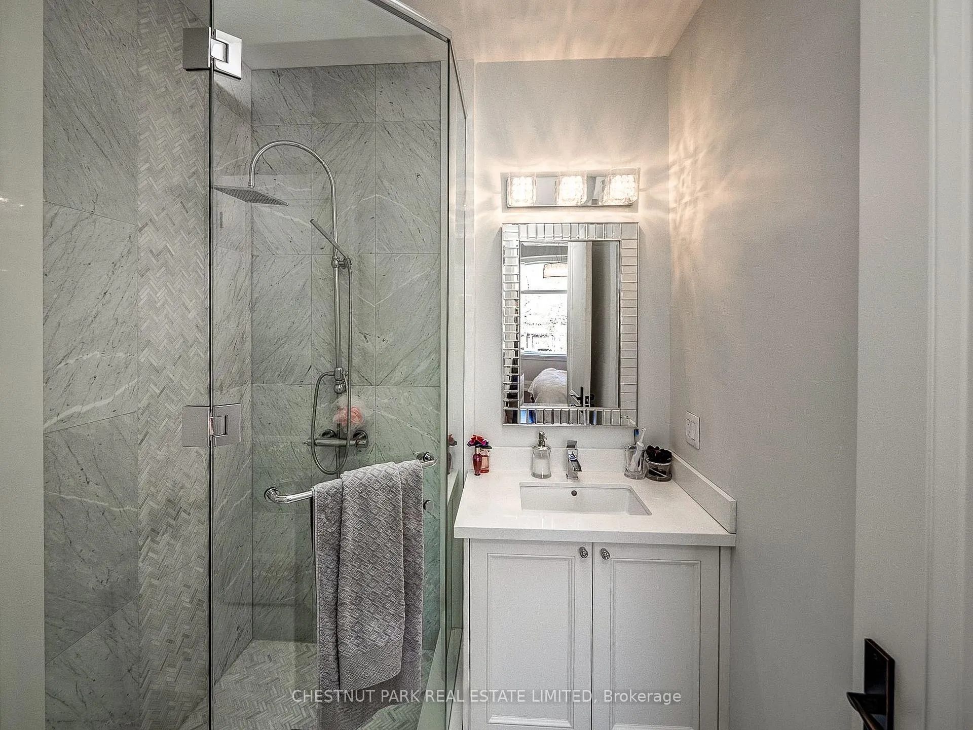 Photo 27 of 147 St Leonard's Avenue, Toronto, Lawrence Park South — HOMEH