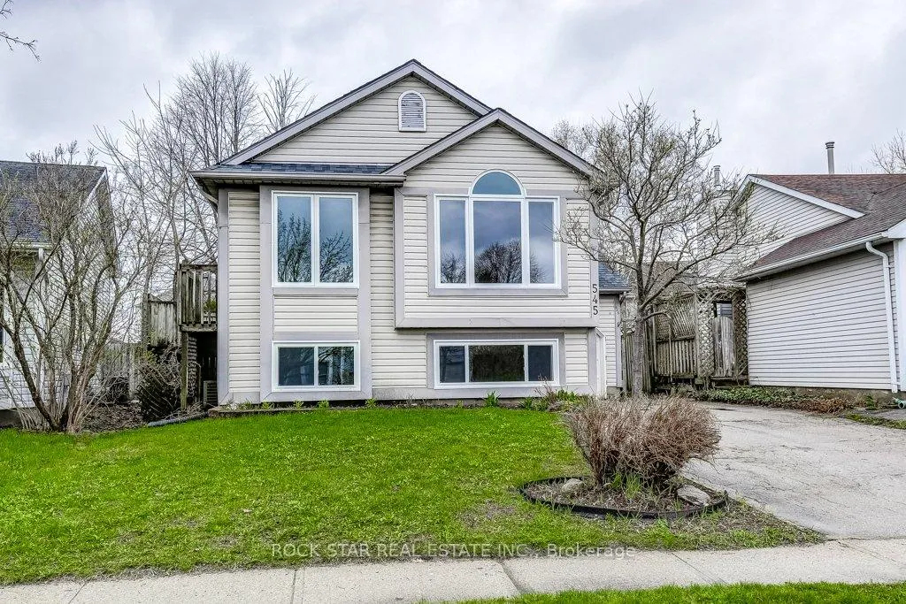 Photo 3 of 545 Trico Drive, Cambridge — HOMEH