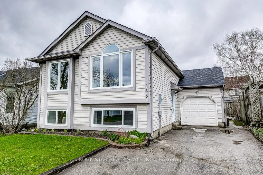 Photo 4 of 545 Trico Drive, Cambridge — HOMEH