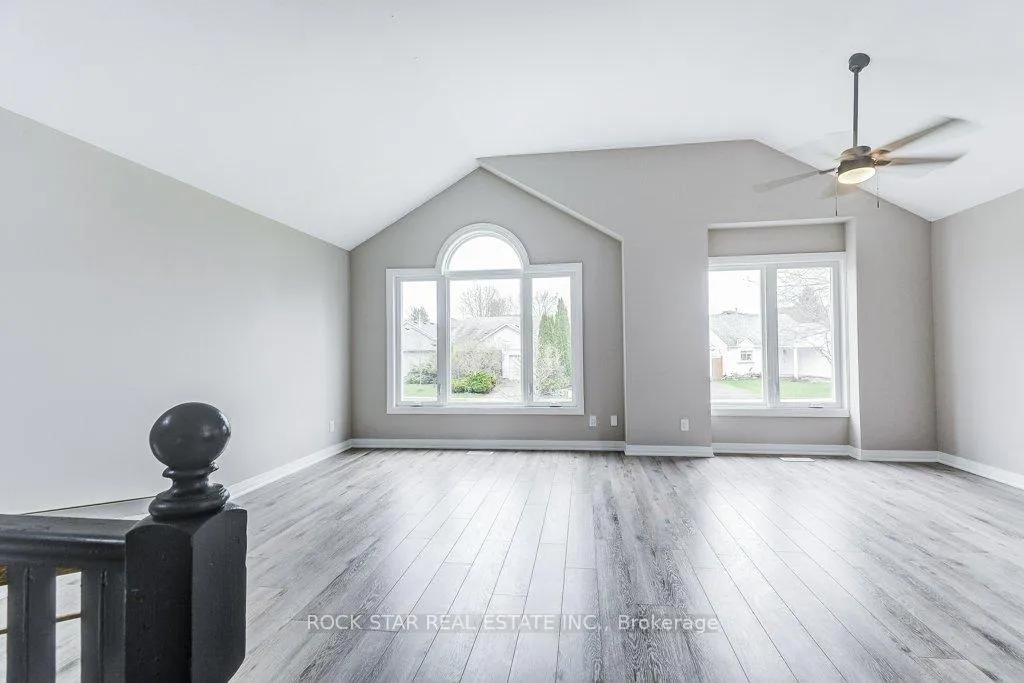 Photo 8 of 545 Trico Drive, Cambridge — HOMEH