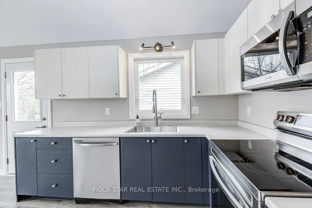 Photo 13 of 545 Trico Drive, Cambridge — HOMEH
