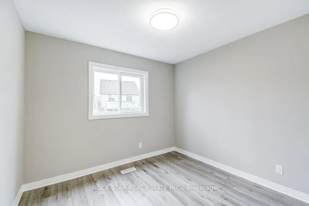 Photo 25 of 545 Trico Drive, Cambridge — HOMEH