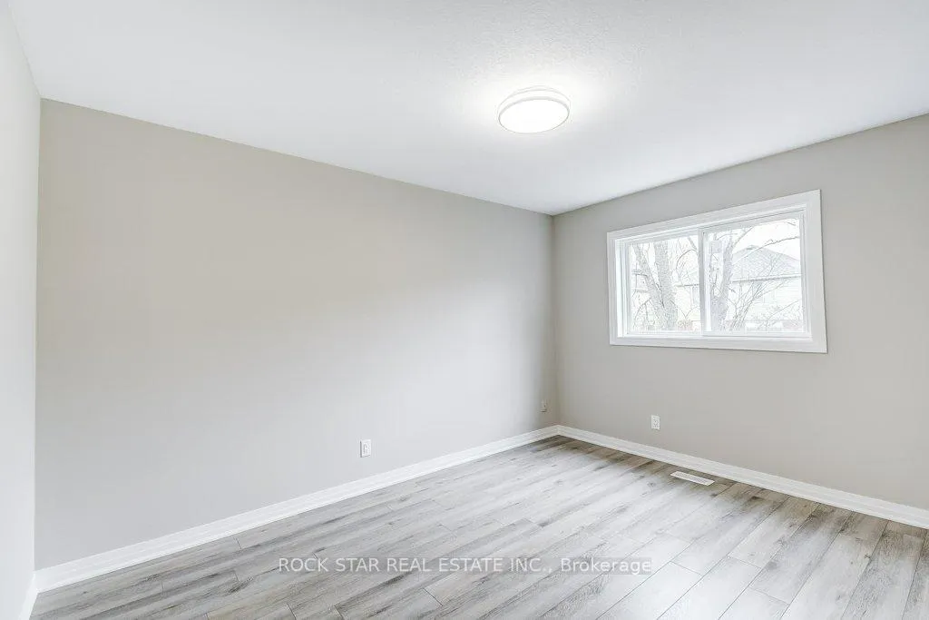 Photo 27 of 545 Trico Drive, Cambridge — HOMEH