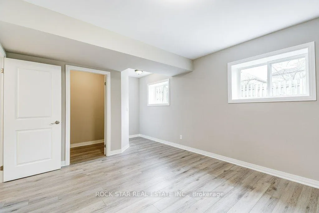 Photo 35 of 545 Trico Drive, Cambridge — HOMEH