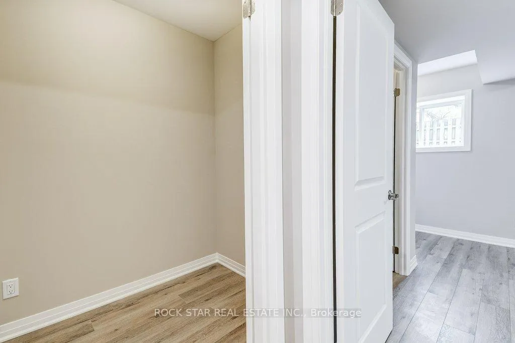 Photo 40 of 545 Trico Drive, Cambridge — HOMEH