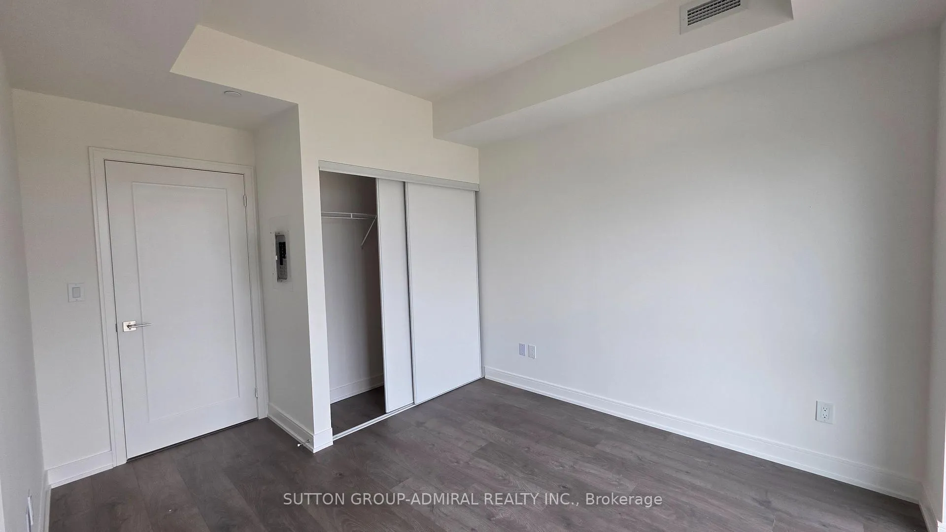 Photo 14 of Unit B1311, 715 Davis Drive, Newmarket, Huron Heights-Leslie Valley — HOMEH