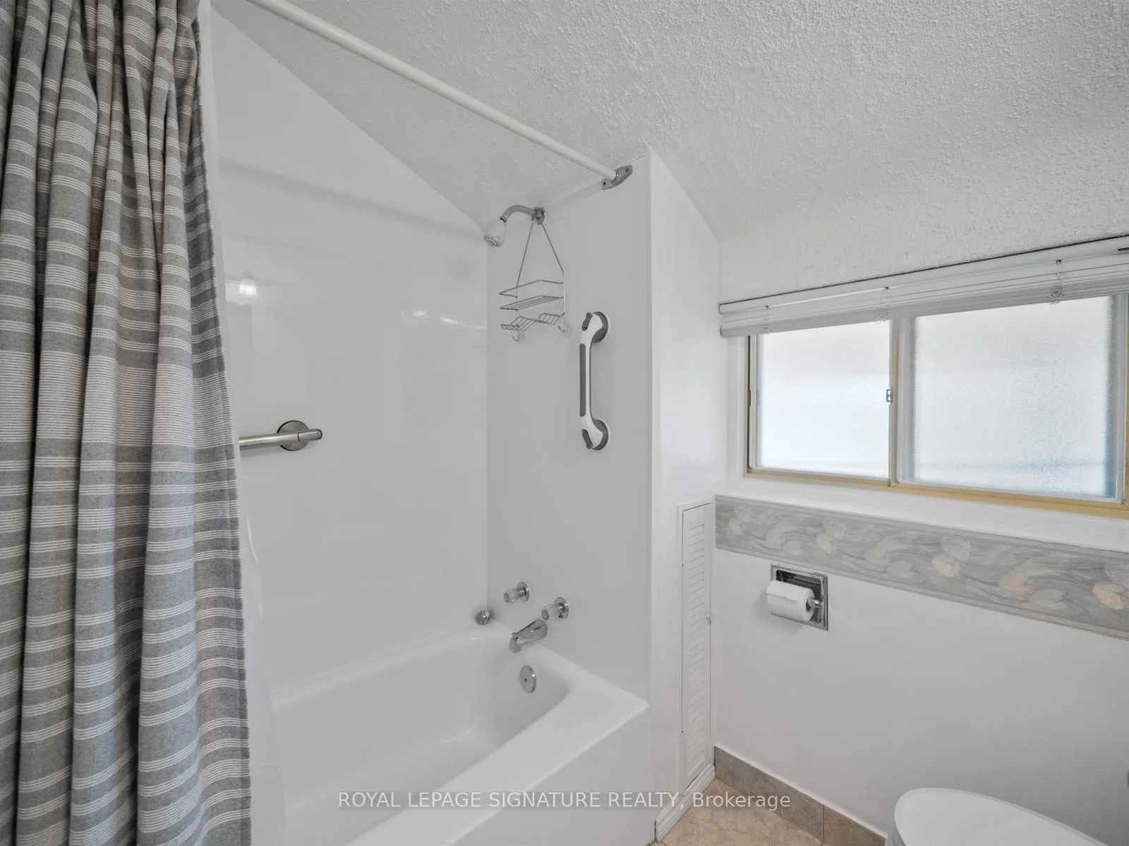 Photo 34 of 27 Madras Crescent, Scarborough, Morningside — HOMEH