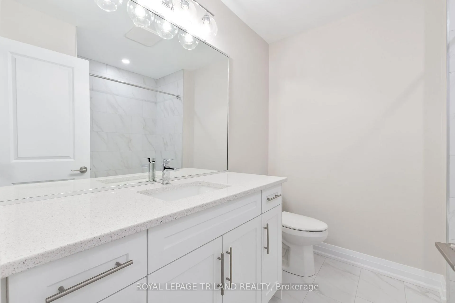 Photo 23 of 786 Banyan Lane, London, North E — HOMEH