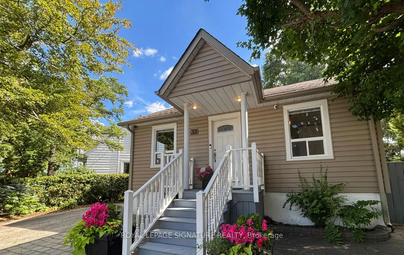 Photo 4 of 33 Cochrane Drive, Etobicoke, Stonegate-Queensway — HOMEH