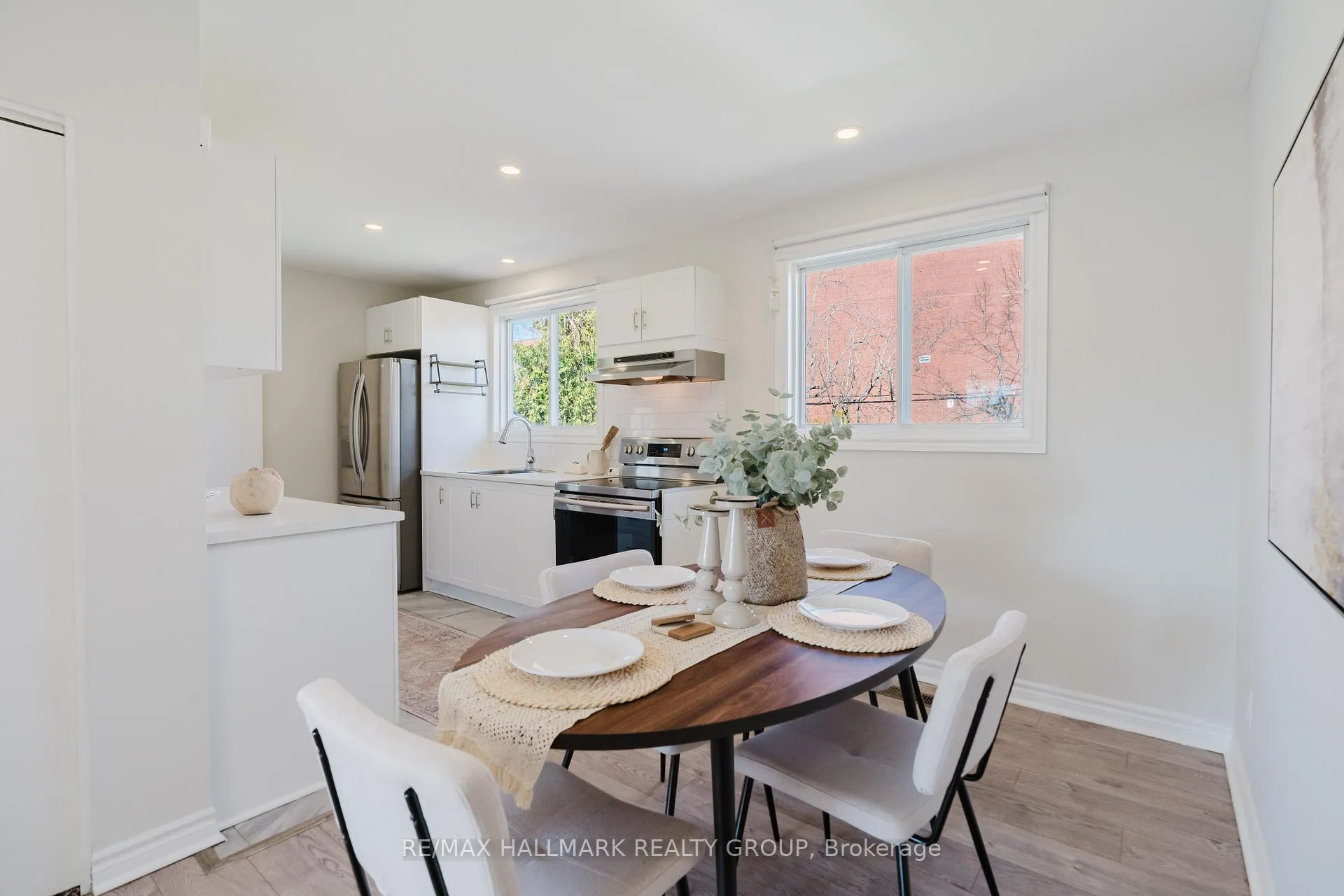 Photo 24 of 17 Wolmsley Crescent, Ottawa, Meadowlands/Crestview — HOMEH