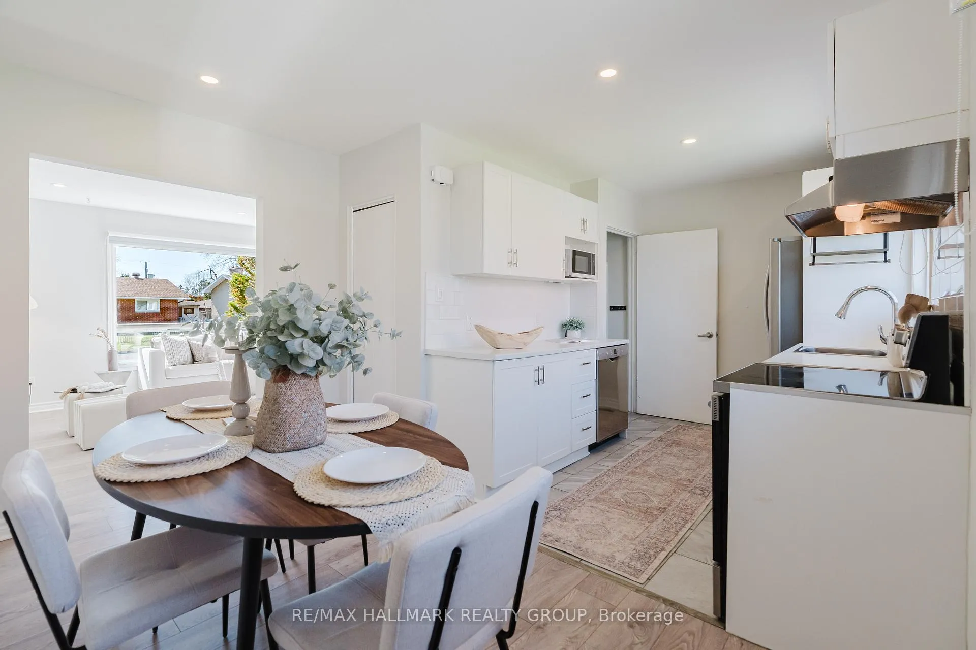 Photo 25 of 17 Wolmsley Crescent, Ottawa, Meadowlands/Crestview — HOMEH
