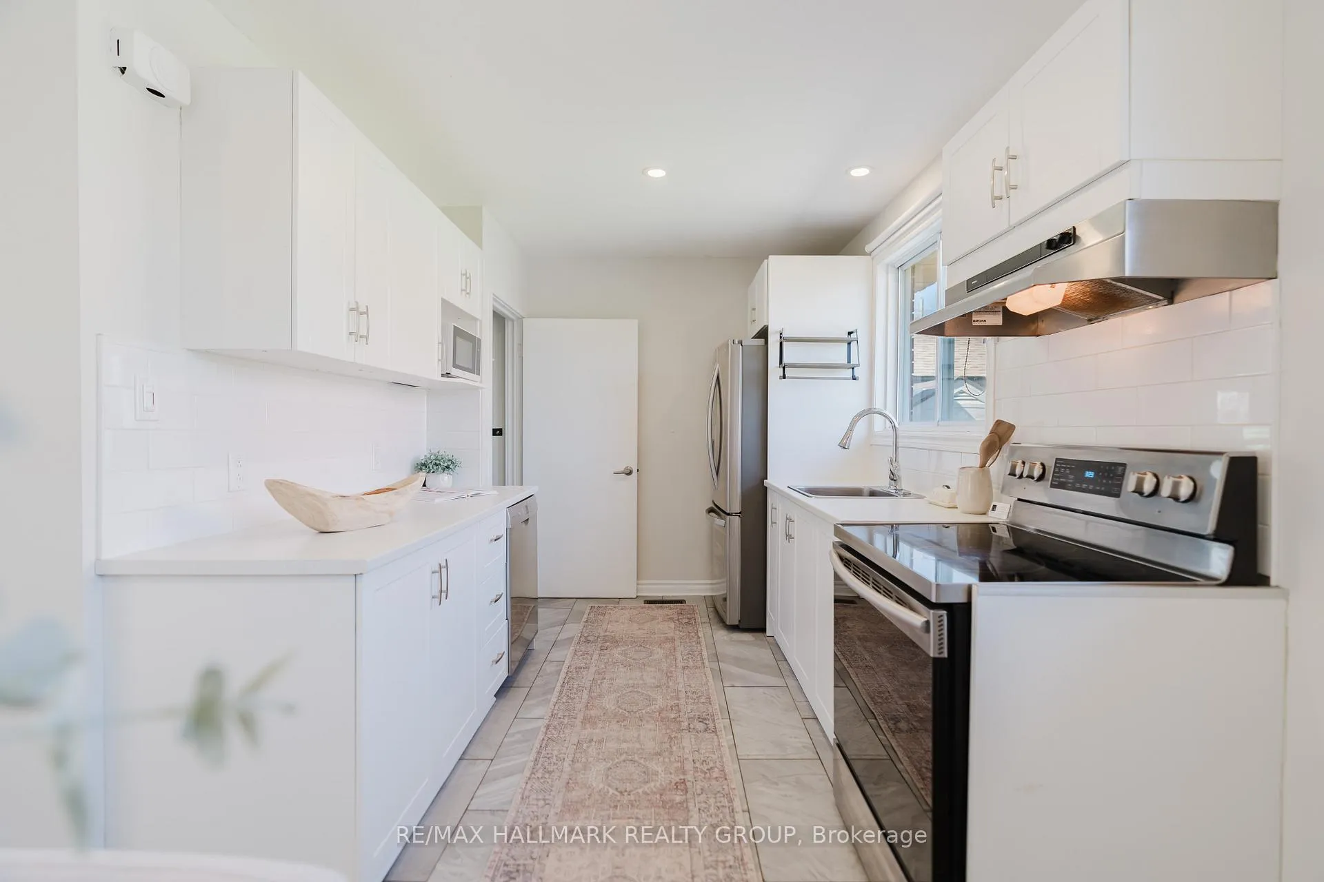 Photo 27 of 17 Wolmsley Crescent, Ottawa, Meadowlands/Crestview — HOMEH