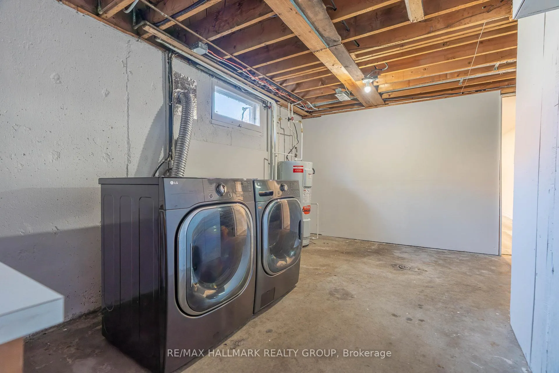 Photo 31 of 17 Wolmsley Crescent, Ottawa, Meadowlands/Crestview — HOMEH