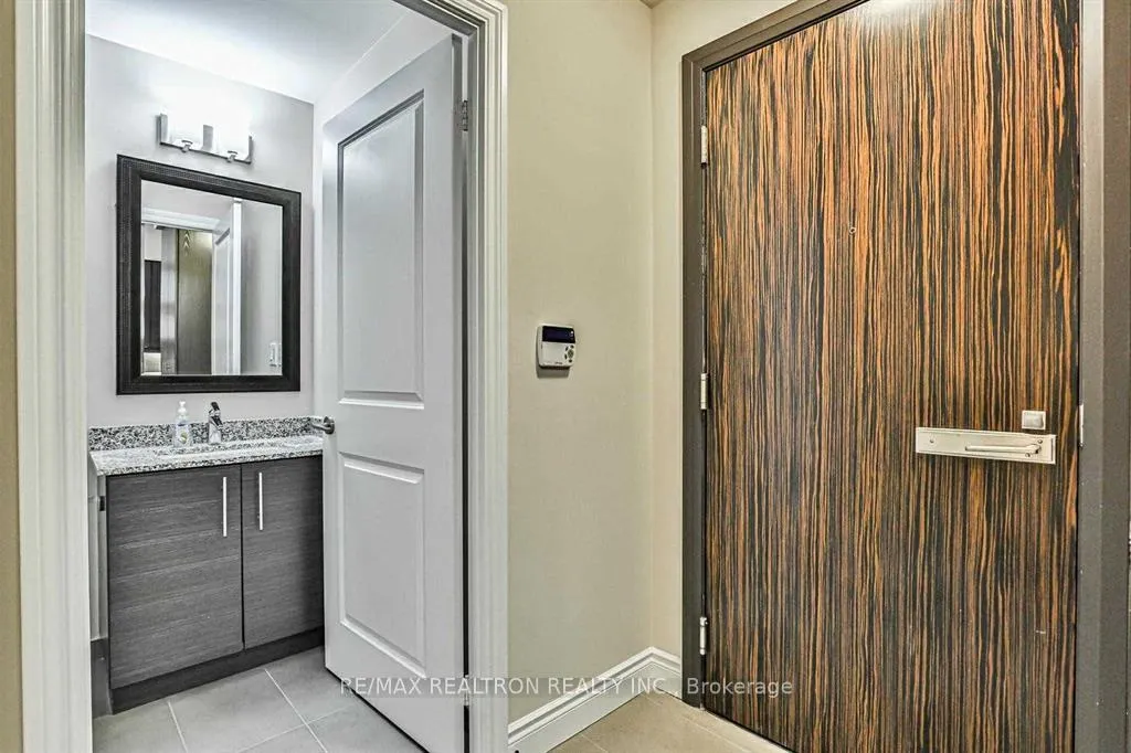 Photo 4 of Unit 220, 277 South Park Road, Markham, Commerce Valley — HOMEH