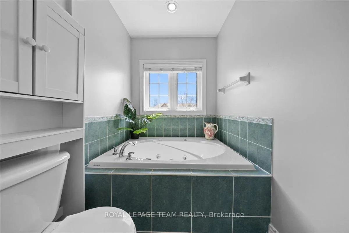 Photo 26 of 79 Saddlesmith Circle, Ottawa, Kanata - Emerald Meadows/Trailwest — HOMEH
