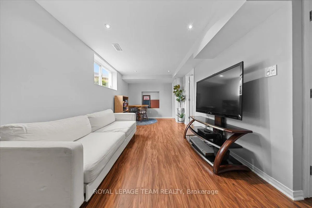 Photo 35 of 79 Saddlesmith Circle, Ottawa, Kanata - Emerald Meadows/Trailwest — HOMEH