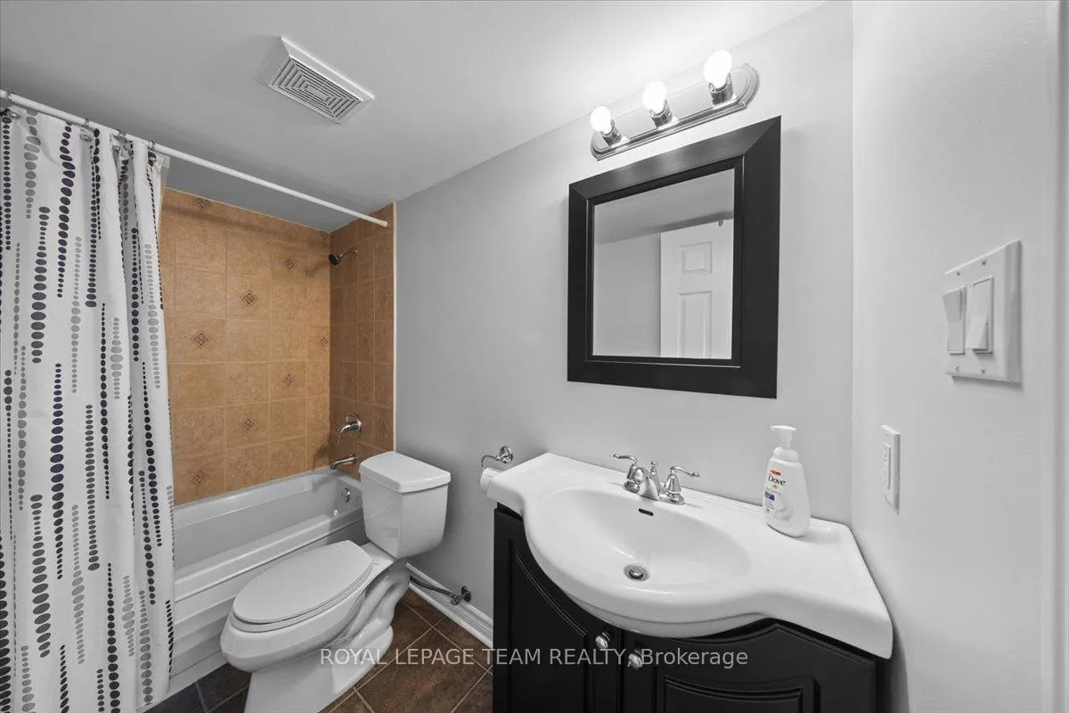 Photo 38 of 79 Saddlesmith Circle, Ottawa, Kanata - Emerald Meadows/Trailwest — HOMEH
