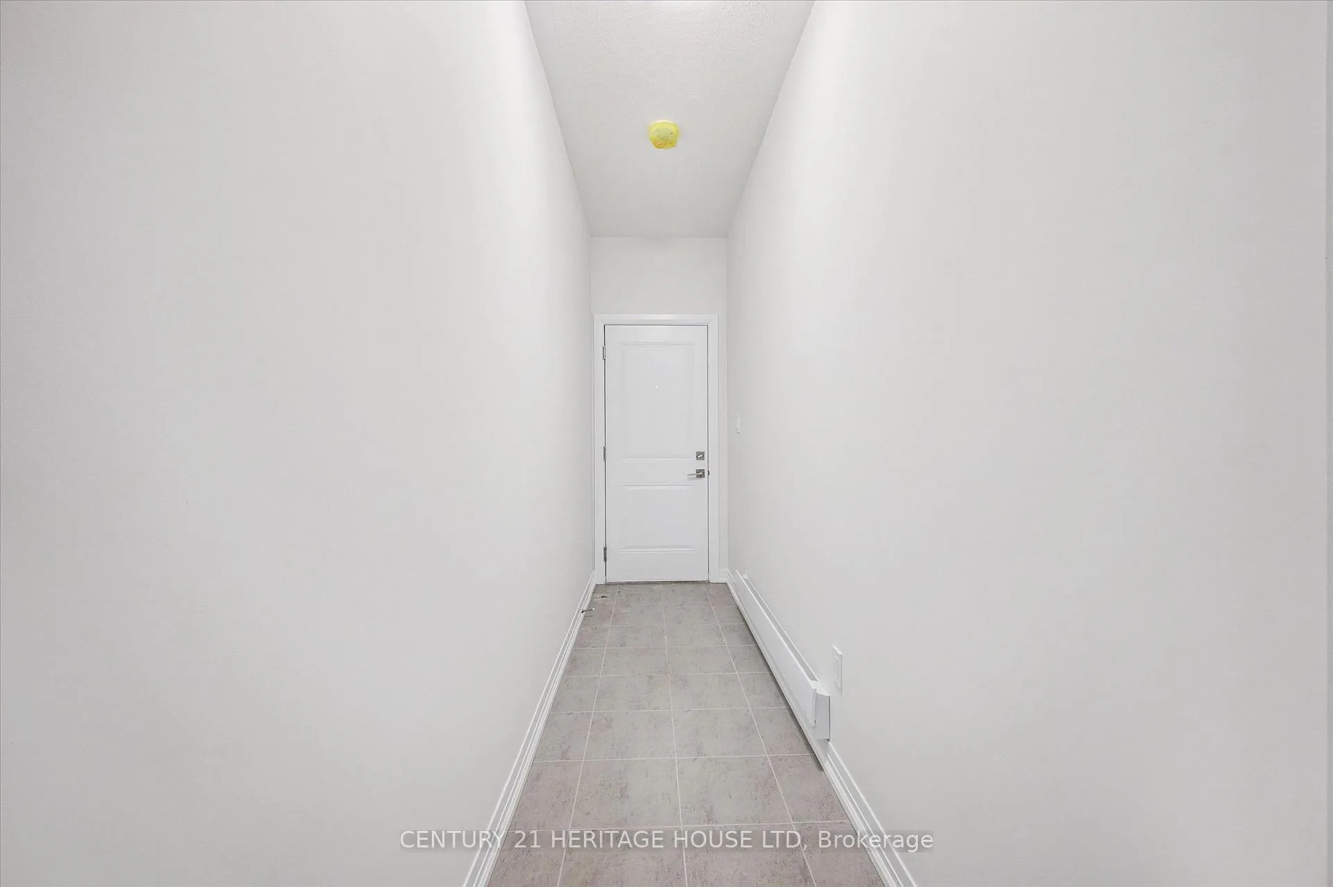 Photo 3 of Unit C062, 525 Erinbrook Drive, Kitchener, Laurentian Hills/Country Hills W — HOMEH