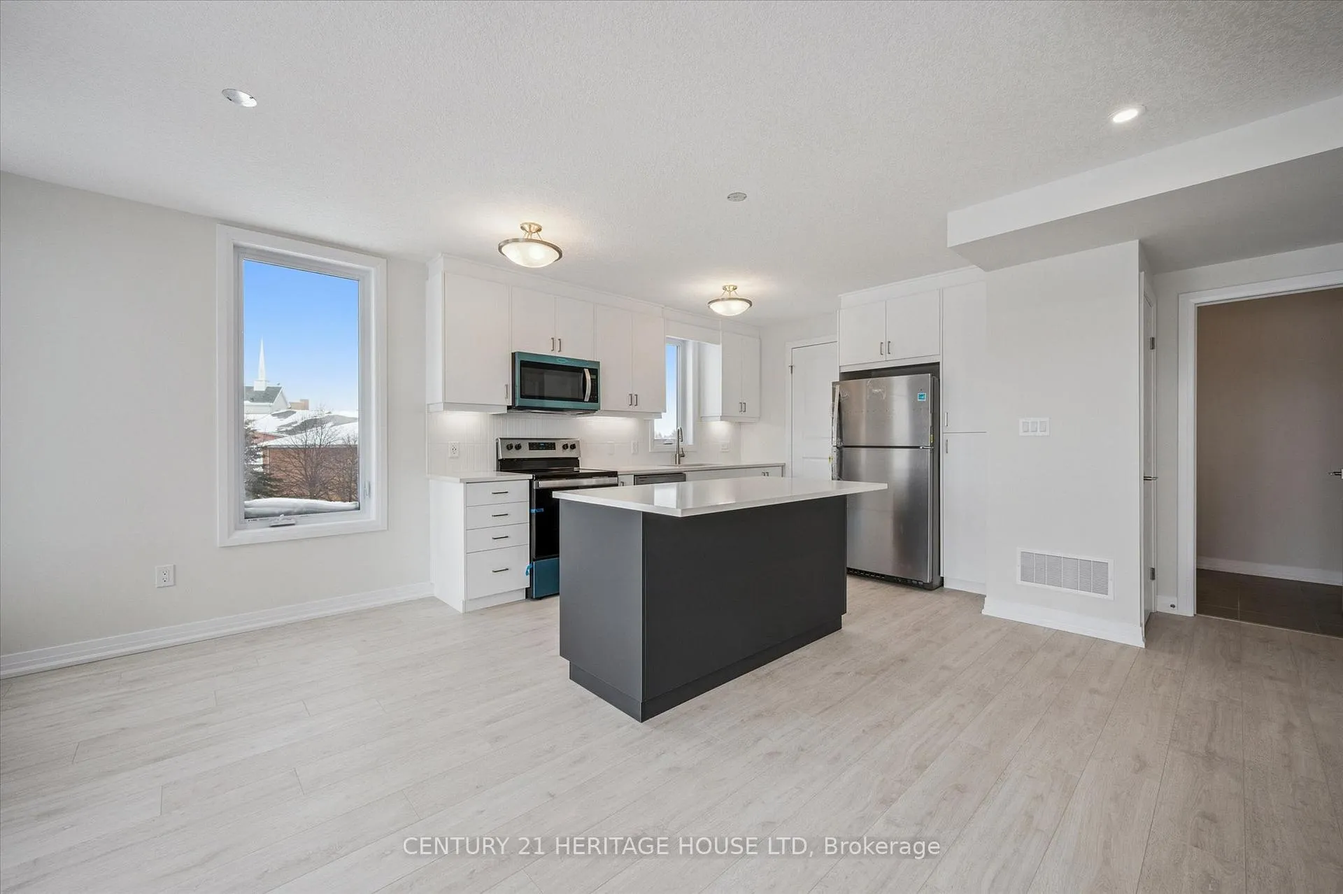 Photo 7 of Unit C062, 525 Erinbrook Drive, Kitchener, Laurentian Hills/Country Hills W — HOMEH