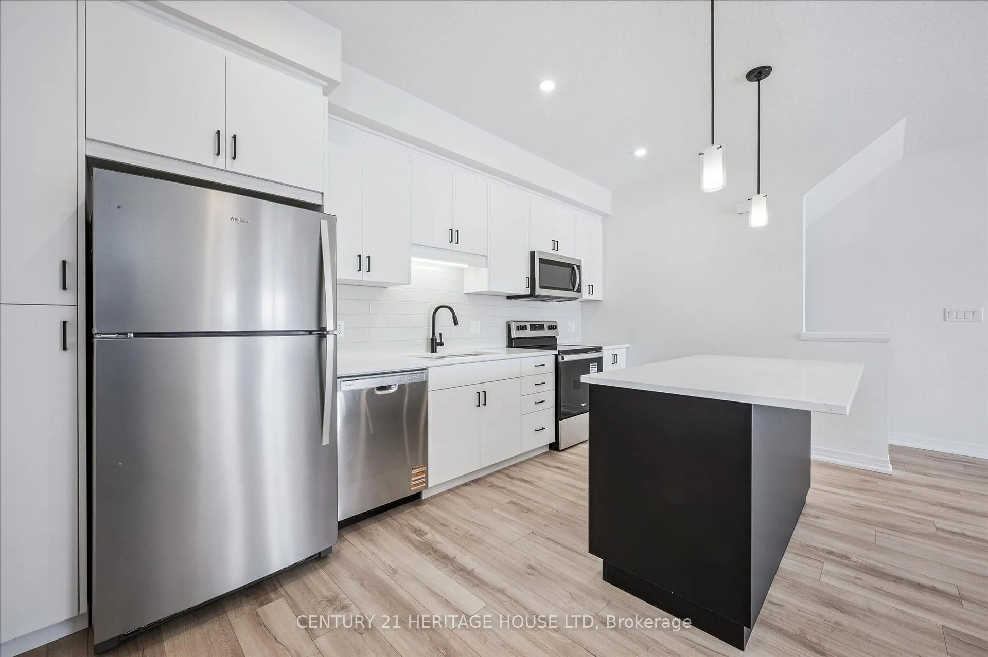 Photo 8 of Unit C061, 525 Erinbrook Drive, Kitchener — HOMEH