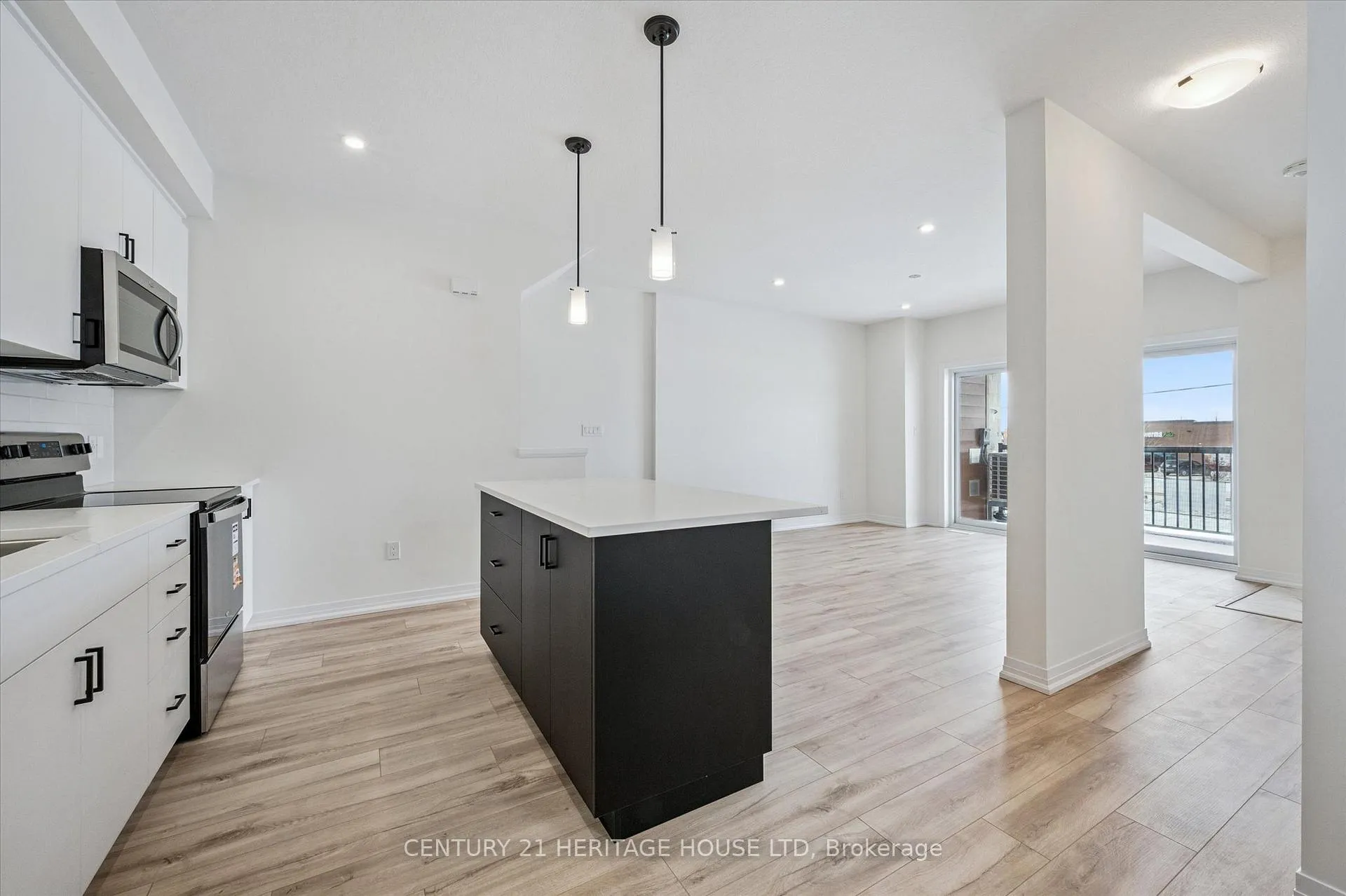 Photo 9 of Unit C061, 525 Erinbrook Drive, Kitchener — HOMEH