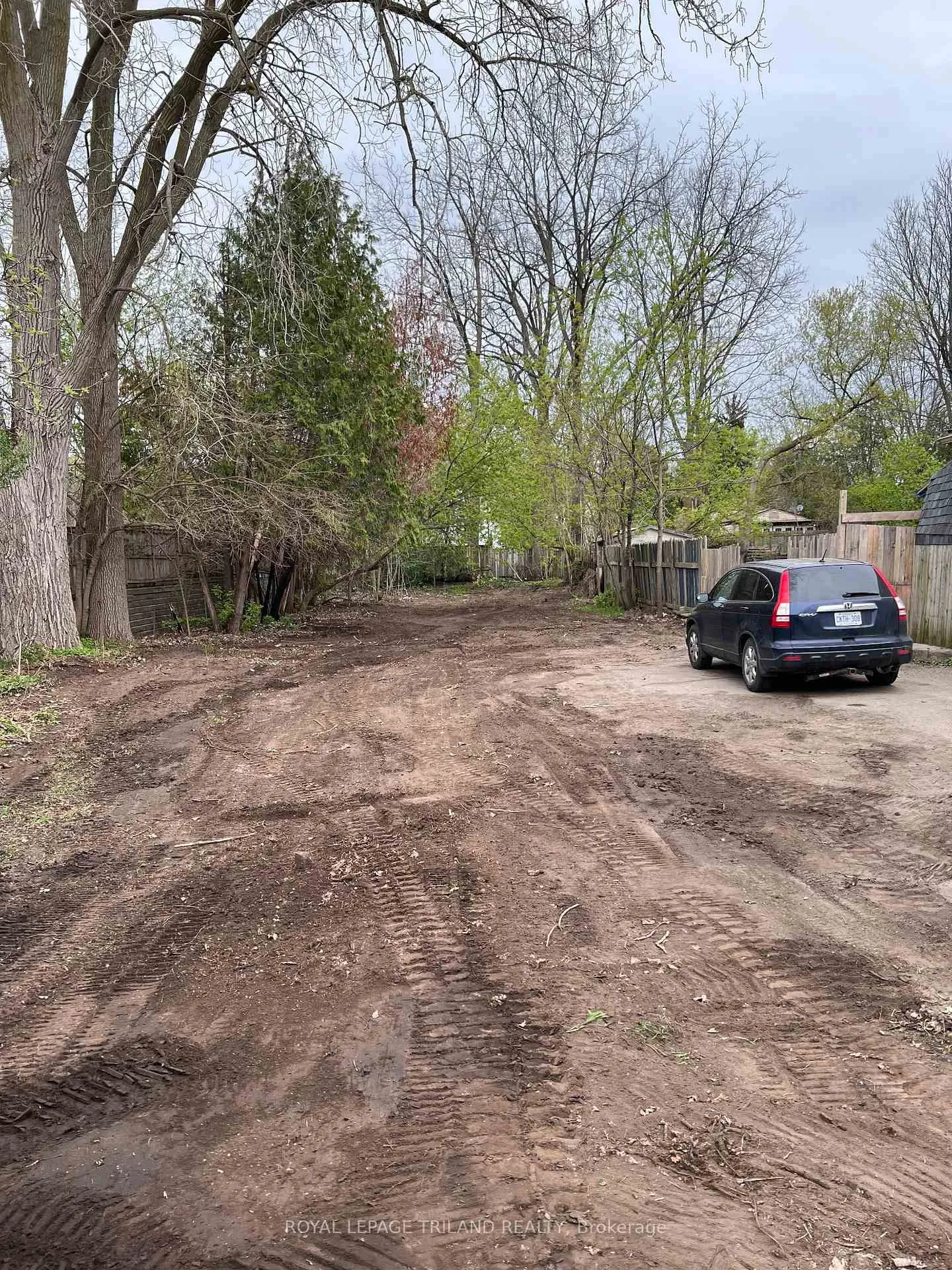 Photo of 121 Riverside Drive