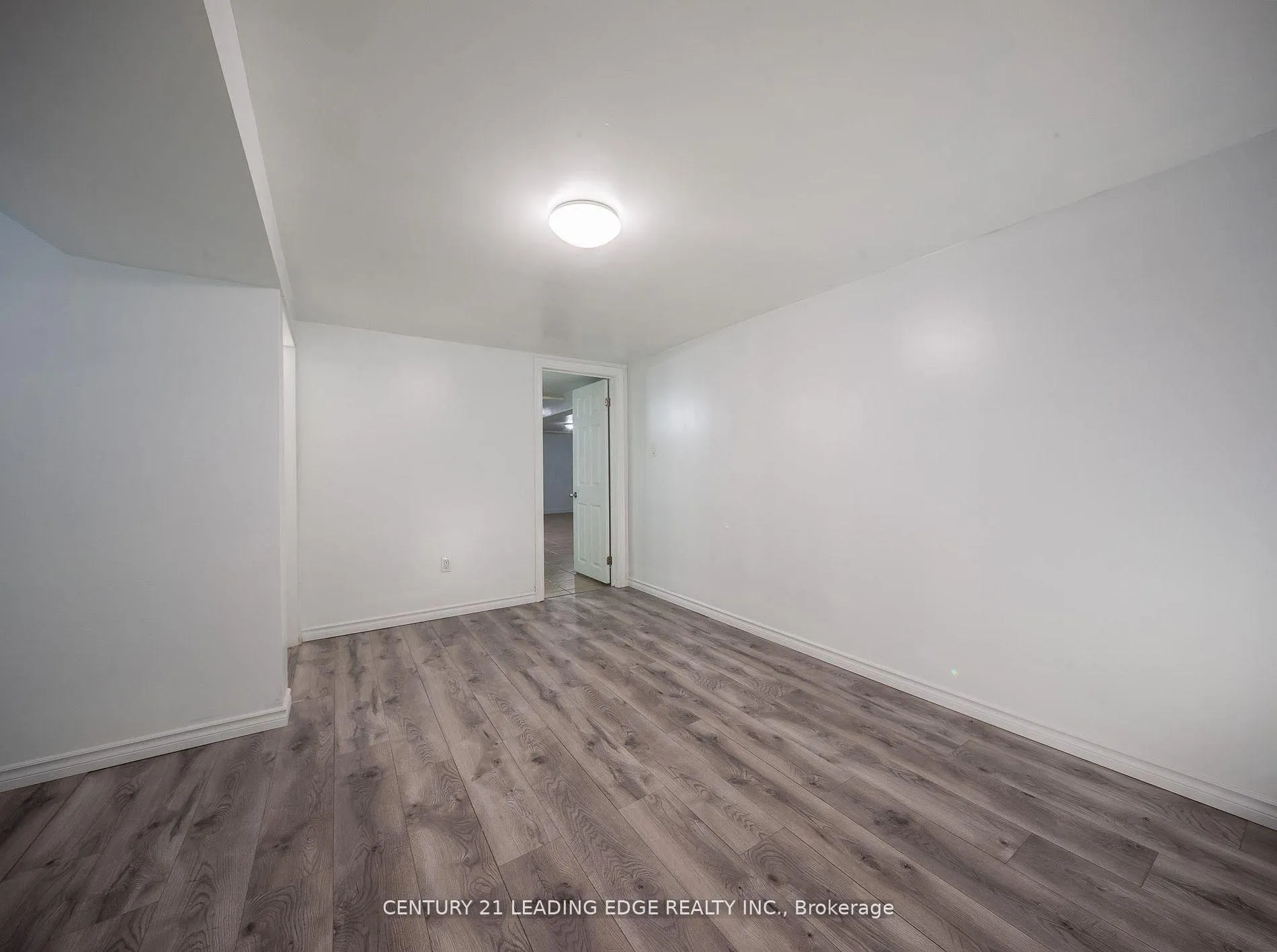Photo 8 of Unit LOWER, 84 Central Park Boulevard N, Oshawa, O'Neill — HOMEH