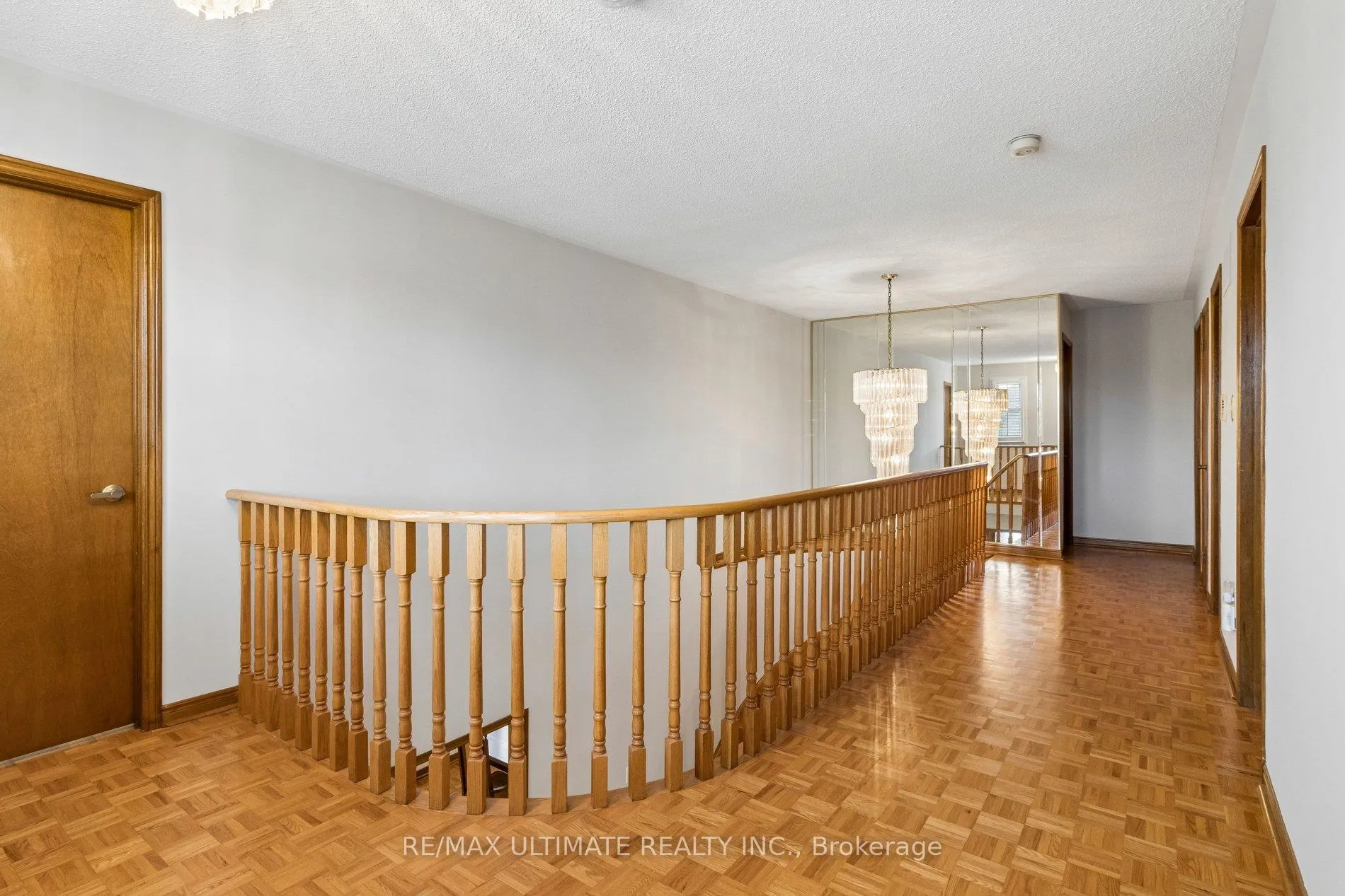 Photo 17 of 149 Castlehill Road, Vaughan, Maple — HOMEH