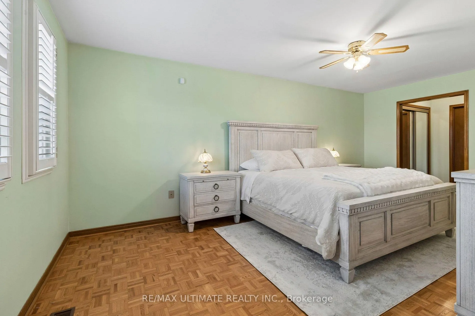 Photo 18 of 149 Castlehill Road, Vaughan, Maple — HOMEH