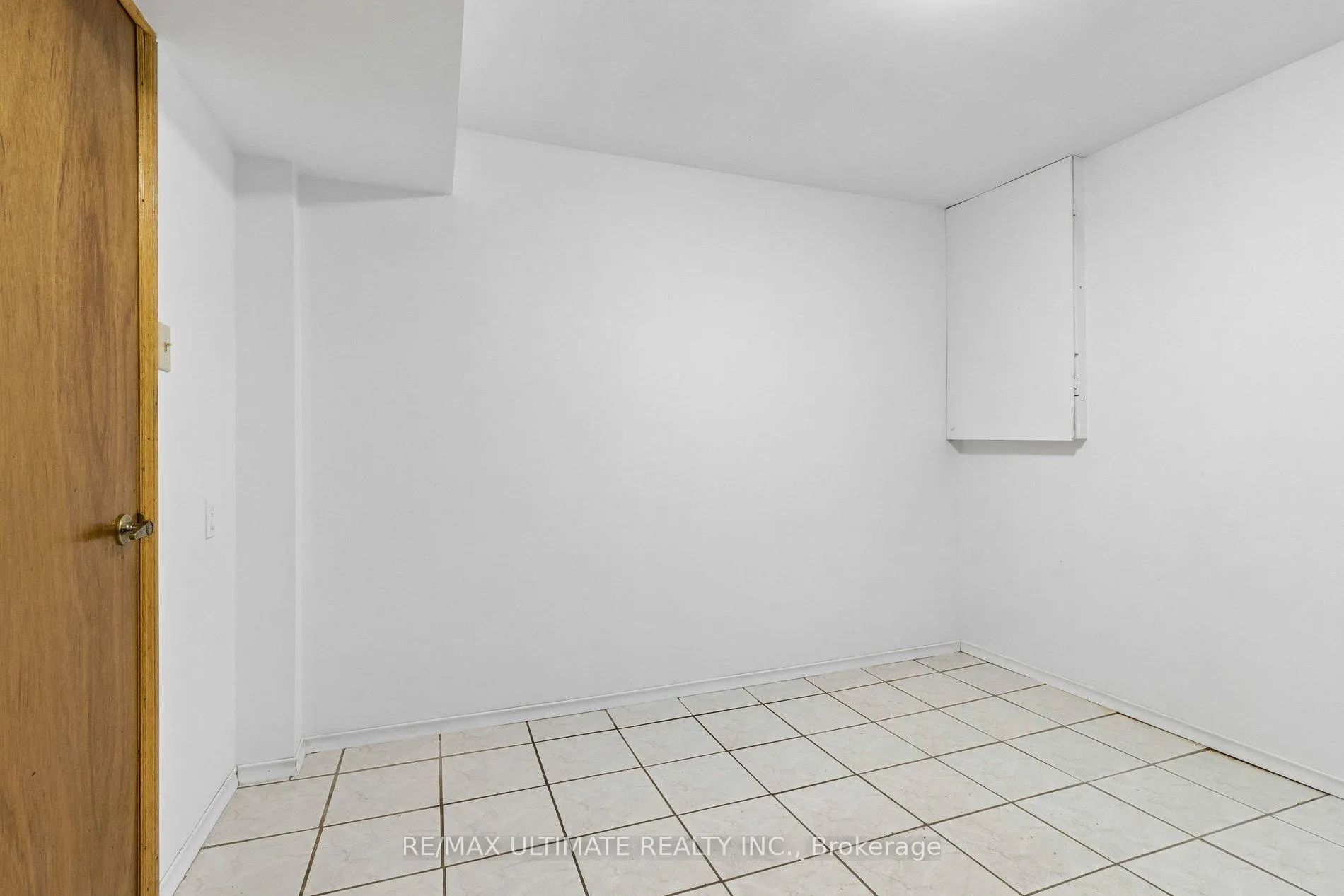 Photo 35 of 149 Castlehill Road, Vaughan, Maple — HOMEH