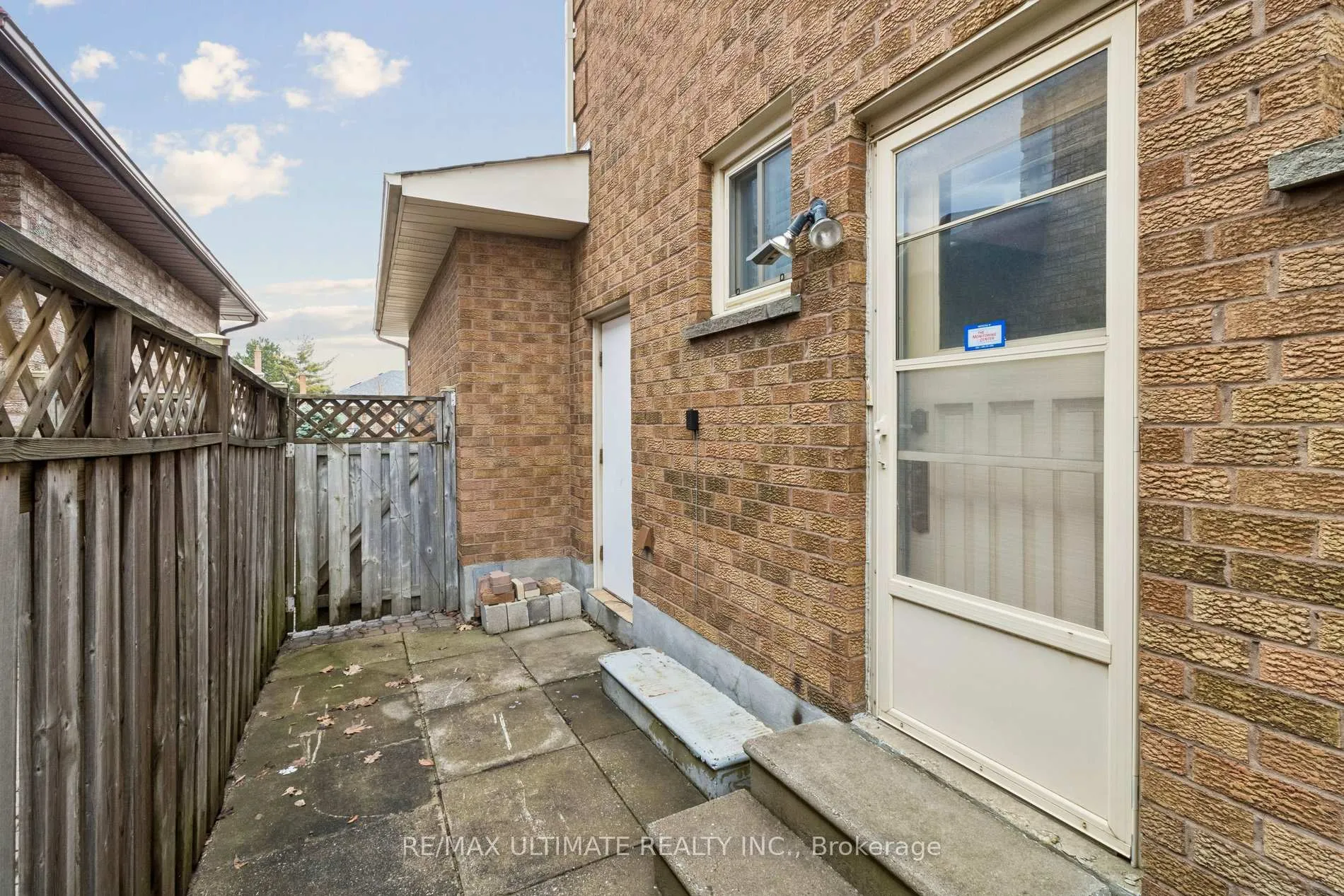 Photo 37 of 149 Castlehill Road, Vaughan, Maple — HOMEH