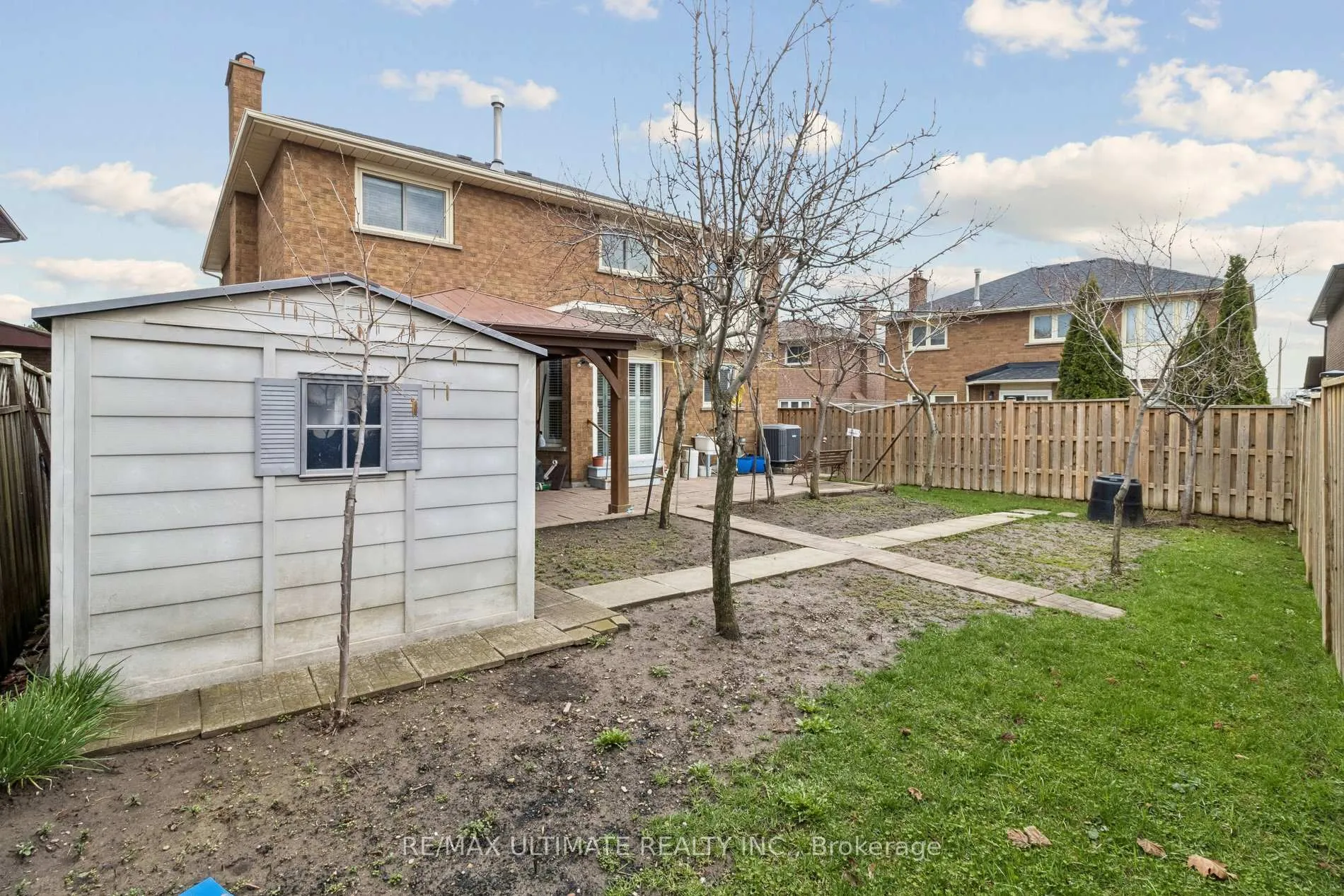 Photo 40 of 149 Castlehill Road, Vaughan, Maple — HOMEH
