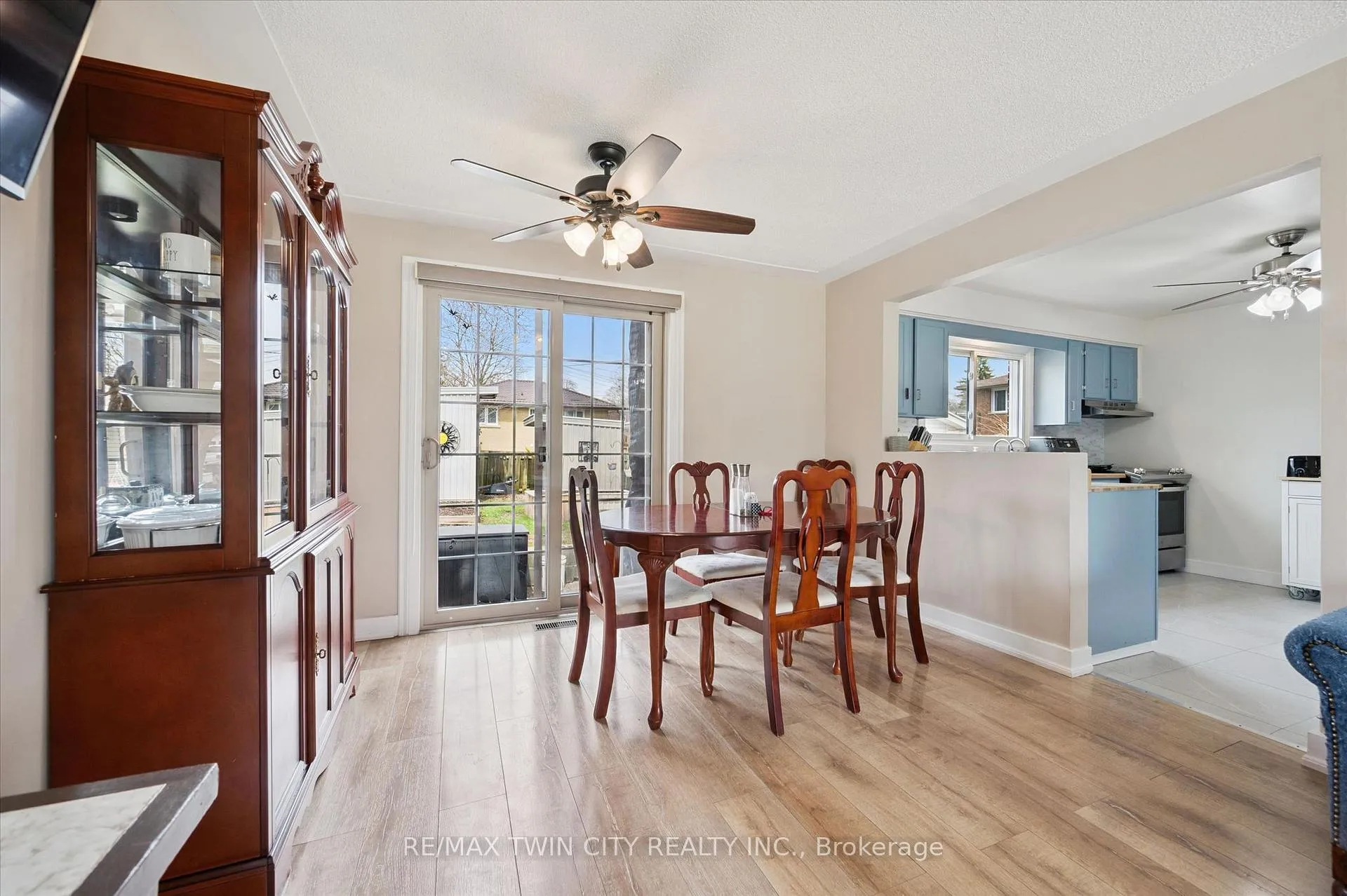 Photo 13 of 18 Close Avenue, Cambridge — HOMEH
