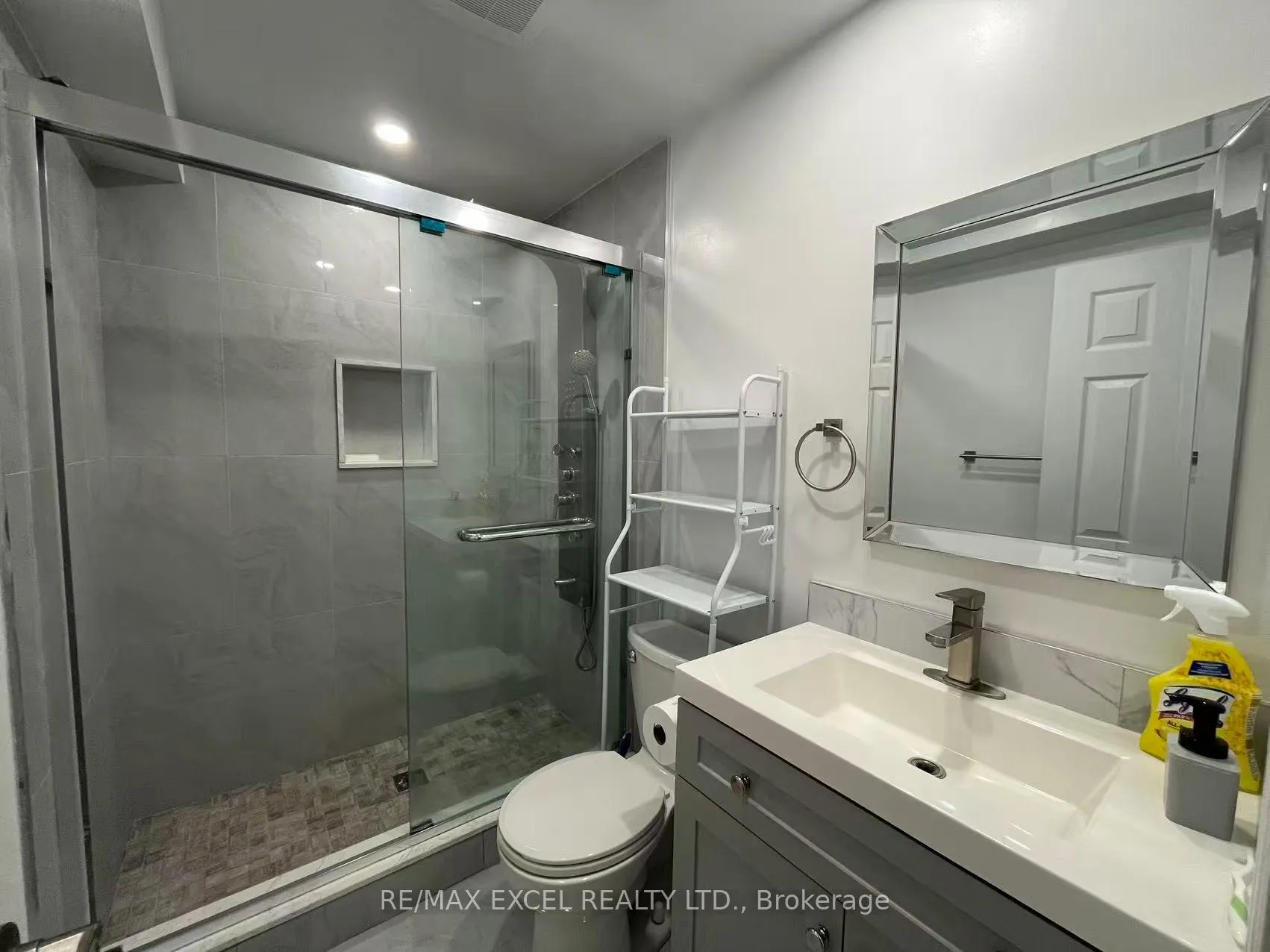 Photo 14 of Unit Bsmt, 68 Peshawar Avenue, Markham, Village Green-South Unionville — HOMEH