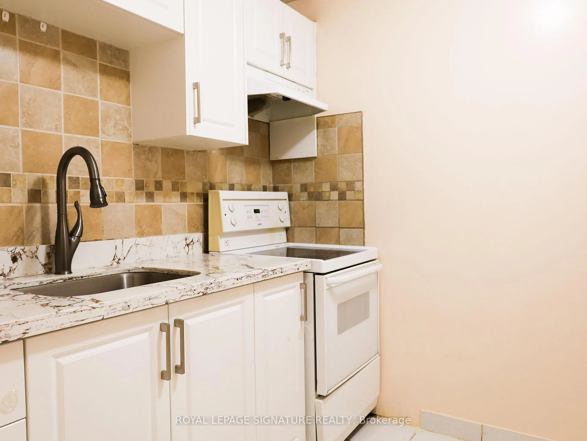 Photo 9 of Unit Basement, 8 Stanbridge Court, Scarborough, Malvern — HOMEH