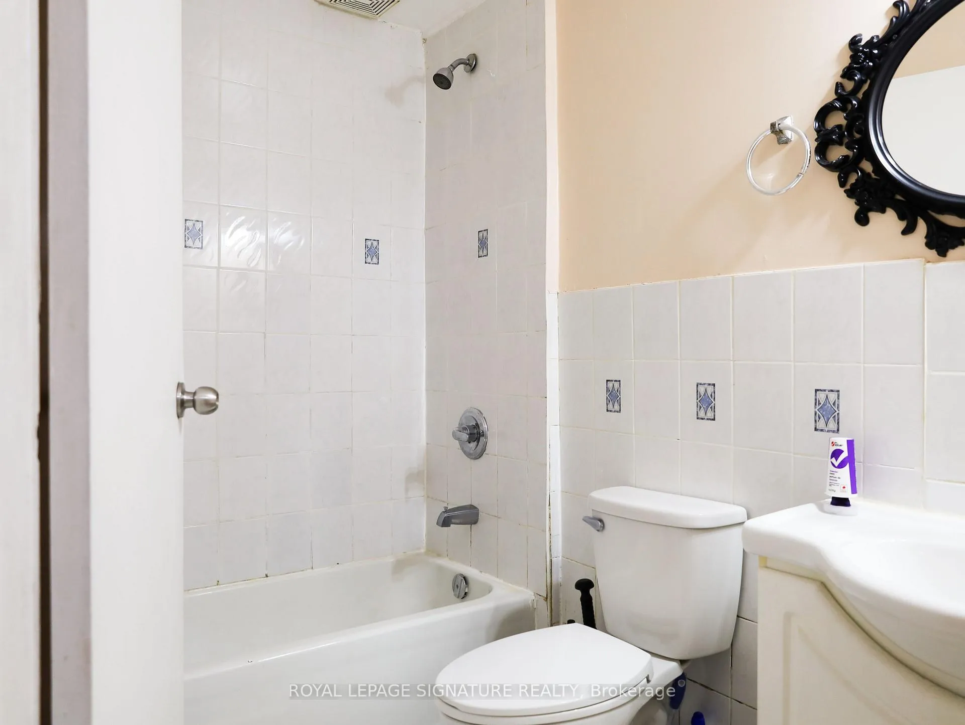Photo 11 of Unit Basement, 8 Stanbridge Court, Scarborough, Malvern — HOMEH