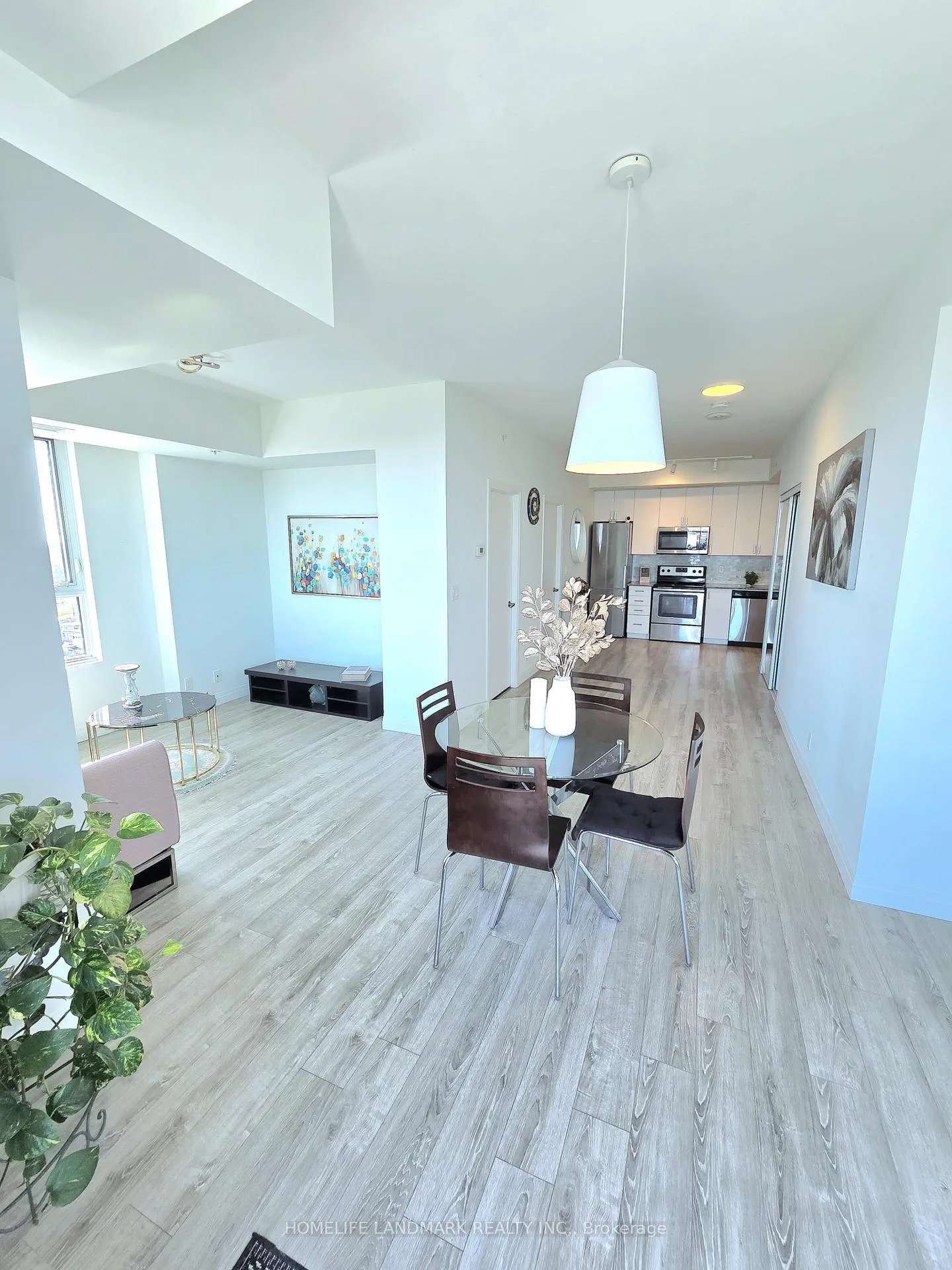 Photo 10 of Unit 1113, 22 East Haven Drive, Scarborough, Birchcliffe-Cliffside — HOMEH