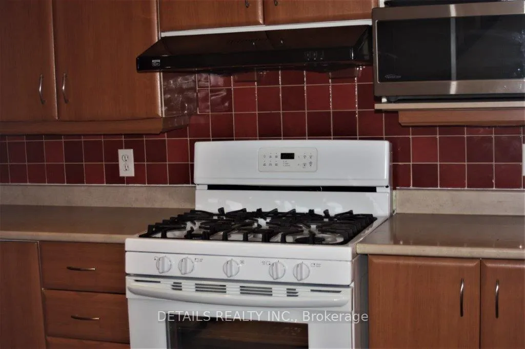 Photo 6 of 719 Melbourne Avenue, Ottawa, Laurentianview — HOMEH