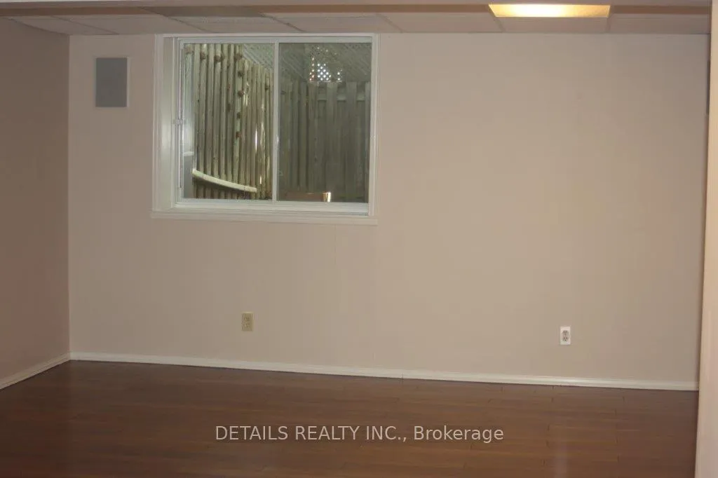Photo 17 of 719 Melbourne Avenue, Ottawa, Laurentianview — HOMEH
