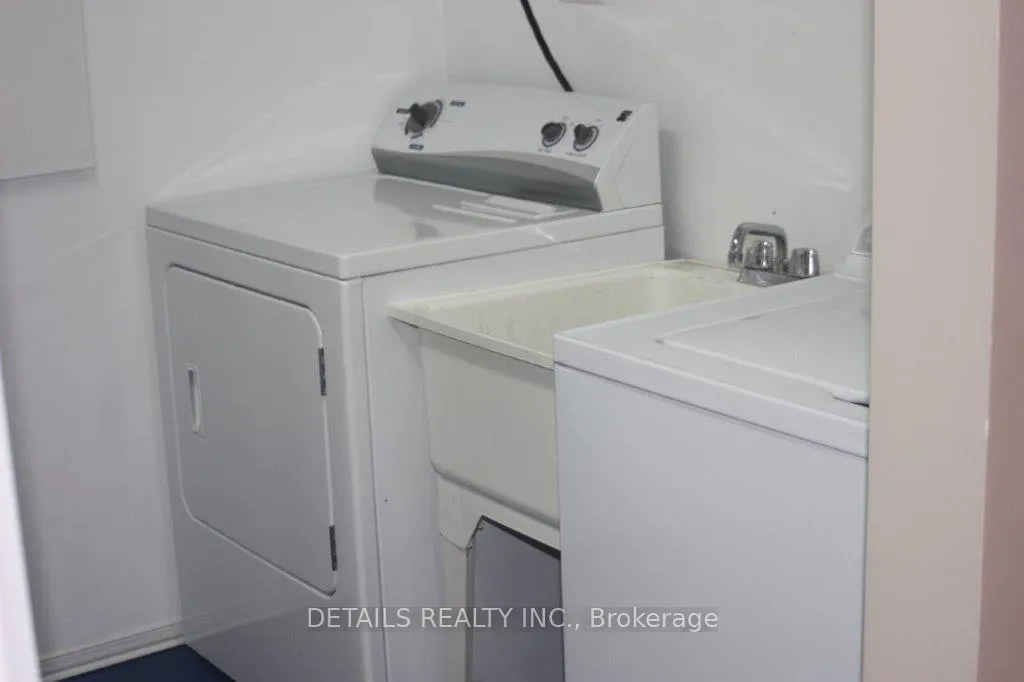 Photo 18 of 719 Melbourne Avenue, Ottawa, Laurentianview — HOMEH