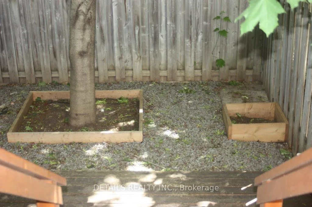 Photo 20 of 719 Melbourne Avenue, Ottawa, Laurentianview — HOMEH