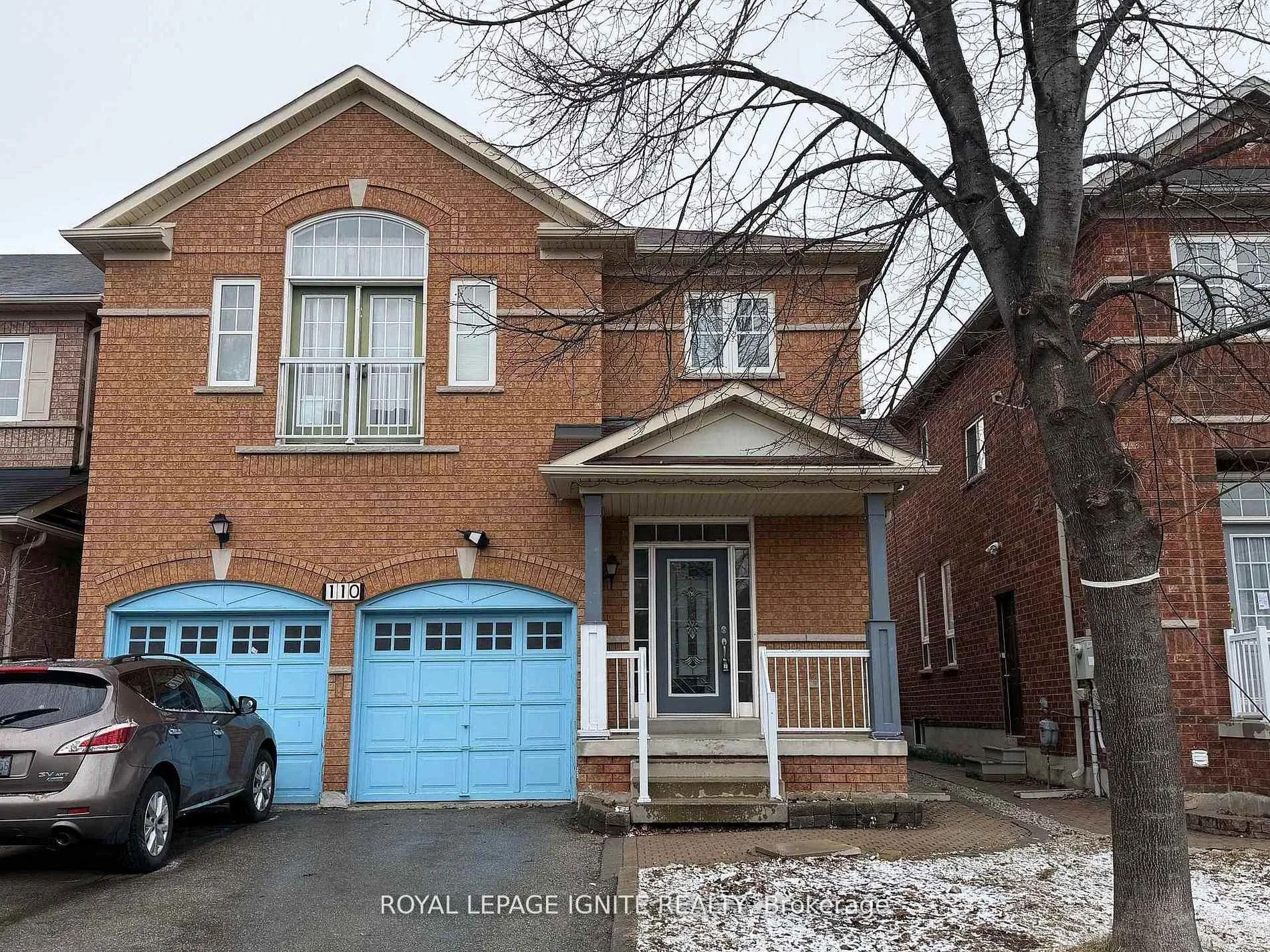 Front of Unit Main, 110 Pantomine Boulevard