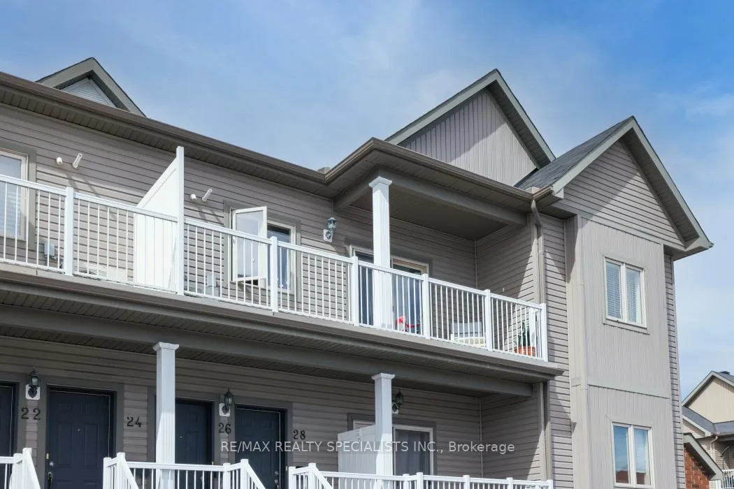 Photo 6 of 26 Sternes, Ottawa, Springridge/East Village — HOMEH