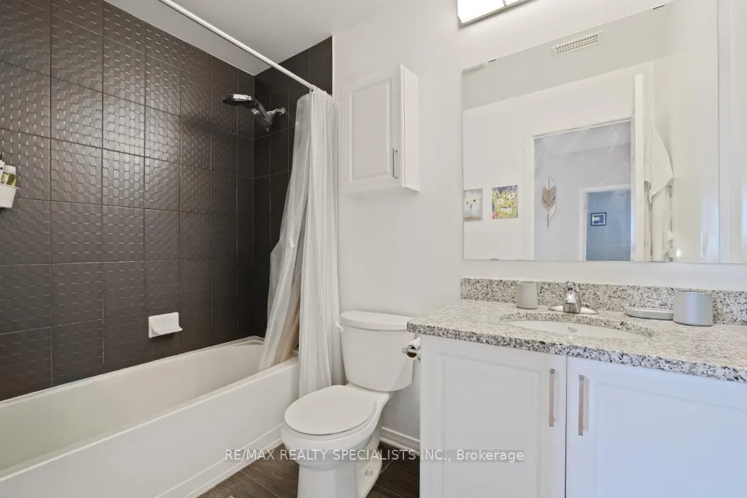 Photo 27 of 26 Sternes, Ottawa, Springridge/East Village — HOMEH