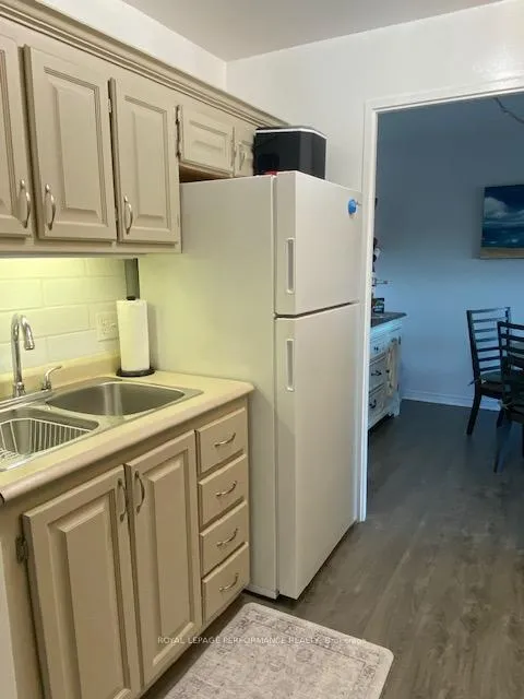 Photo 6 of Unit 804, 308 Second Street E, Cornwall — HOMEH