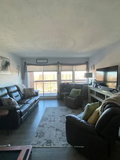 Photo 11 of Unit 804, 308 Second Street E, Cornwall — HOMEH