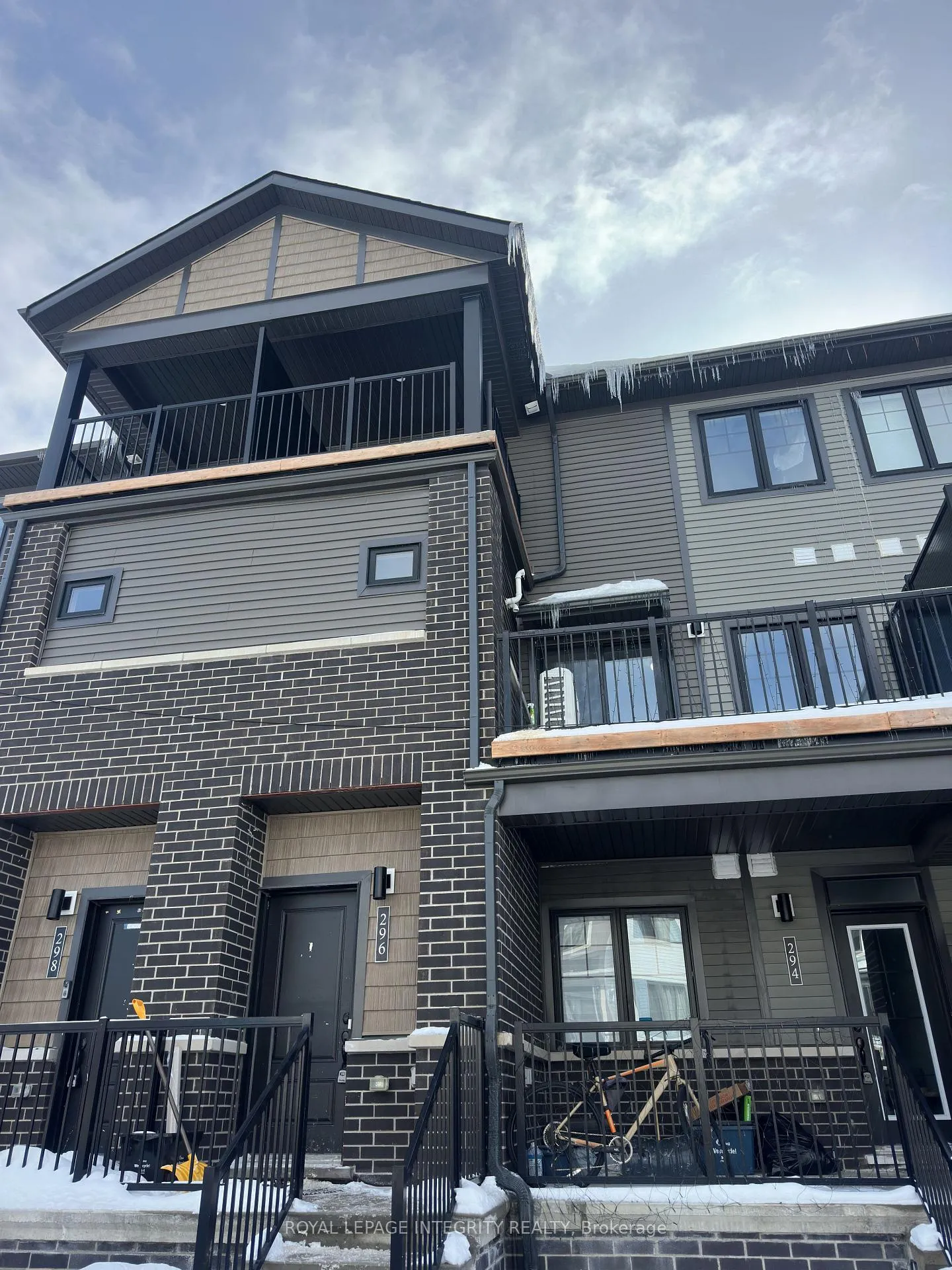 Photo 1 of 296 Anyolite Private, Ottawa, Barrhaven - Heritage Park — HOMEH