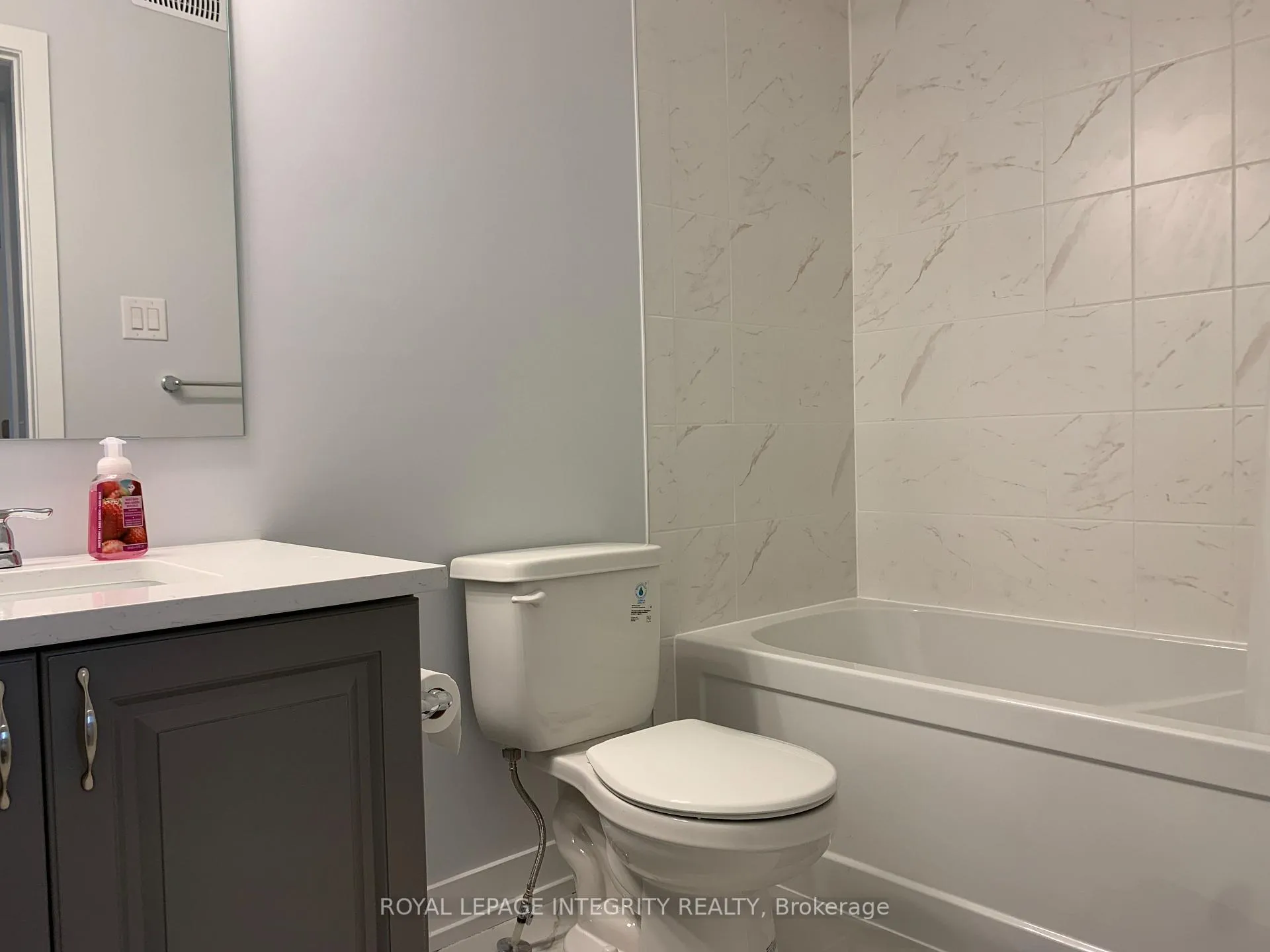 Photo 9 of 296 Anyolite Private, Ottawa, Barrhaven - Heritage Park — HOMEH