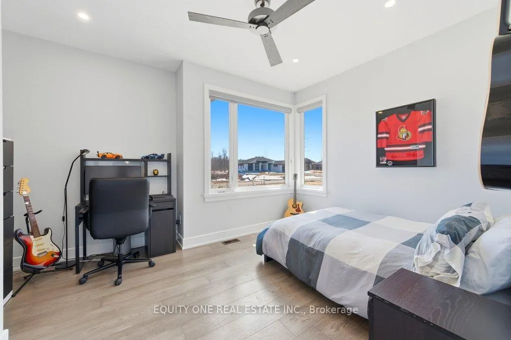Photo 9 of 415 Shoreway Drive, Ottawa, Greely — HOMEH