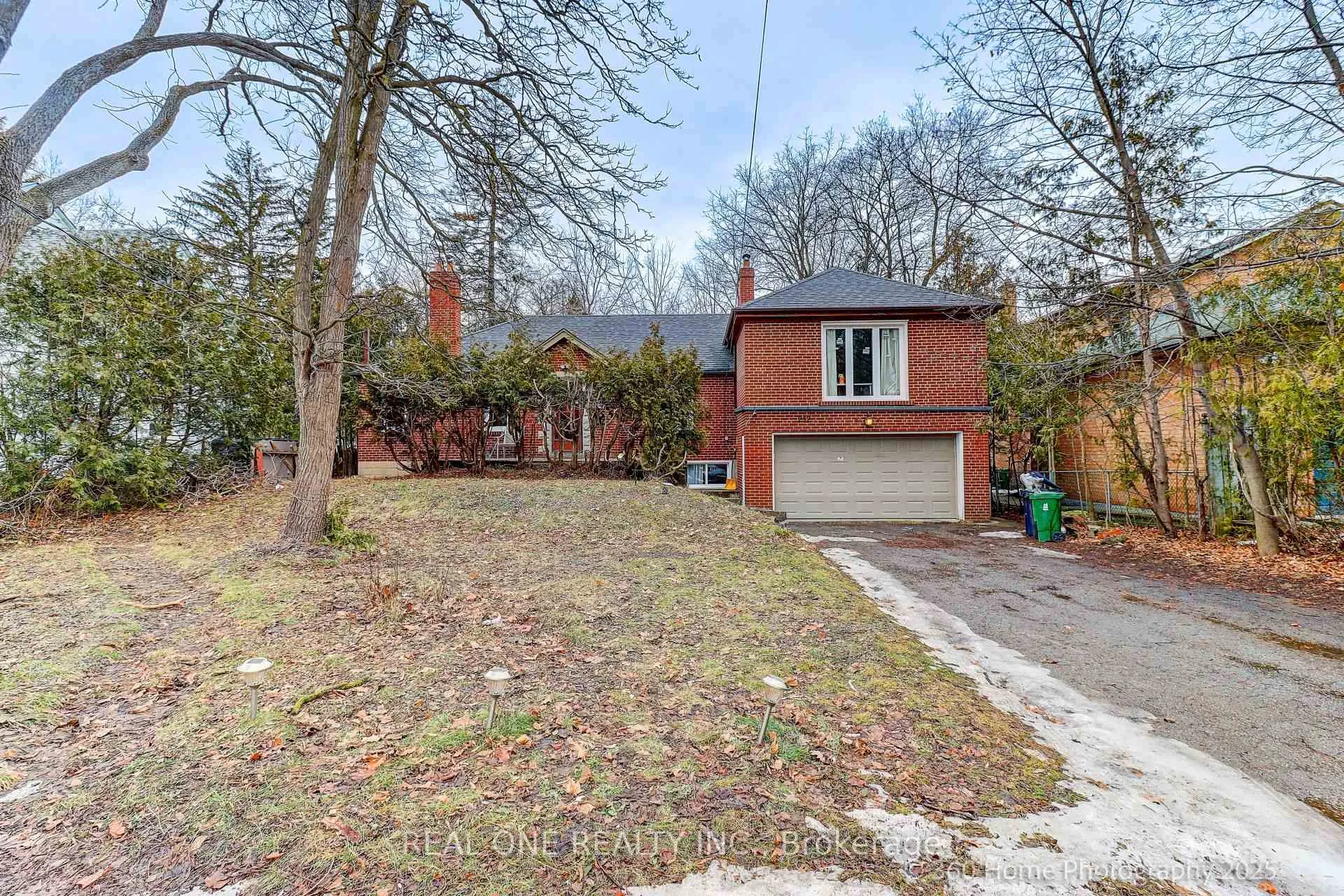 Photo 2 of 212 Cummer Avenue, North York, Newtonbrook East — HOMEH